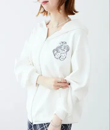 SZK 콜라보 루즈 후드티