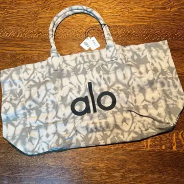 미사용 새상품 ALO 토트백