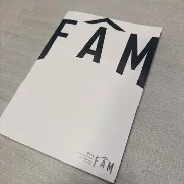 We're timelesz LIVE TOUR 2025 팜플렛