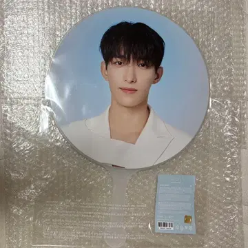 미개봉 SEVENTEEN WORLD TOUR NEW 부채 도겸 DK
