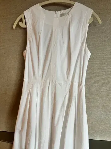 셀포드 슬리브리스 원피스