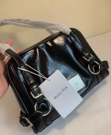 마틴 김 블랙 숄더백
