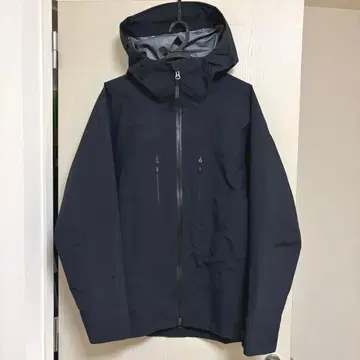 [ 새상품급 단종 ] GOLDWIN GORE-TEX PRO 자켓 블랙