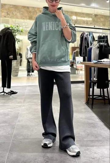 알 쥬빌리 RJUBILEEVENICE 후드티 AP STUDIO 별주