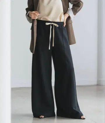 수빈 코튼 스웨트 팬츠 36 사이즈