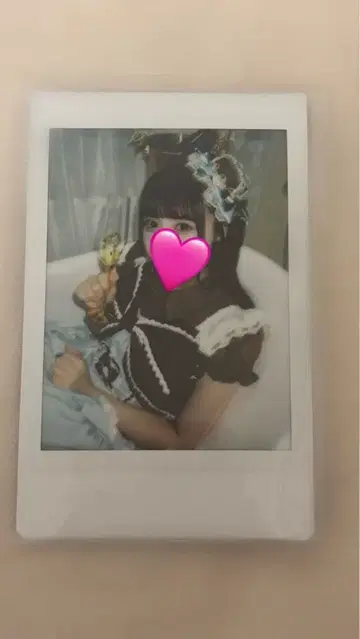 iLiFE! 와카바노아 2025 생탄 폴라로이드