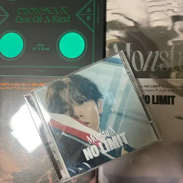 몬스타엑스 앨범 no limit, on of a kind