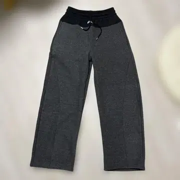미사용 새상품 안감 플리스 소재 다크 그레이 와이드 팬츠
