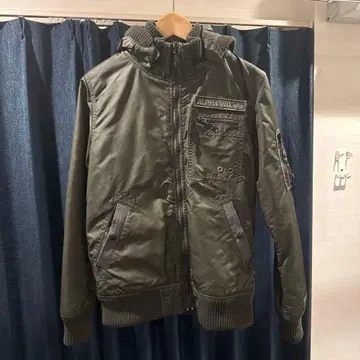 ALPHA INDUSTRIES 밀리터리 자켓 (알파)