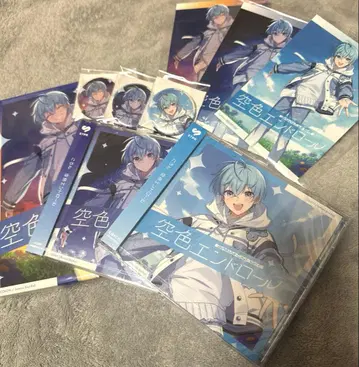 익명 배송 하늘색 엔드롤 스토푸리 코론 전체 형태 캔 배지 브로마이드