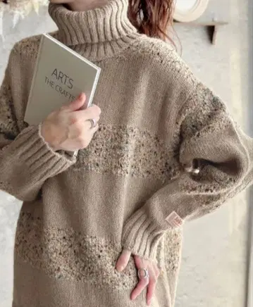 택 포함 새상품 Java 콜라보 클래시카 엘프 터틀 니트 스웨터 하이넥