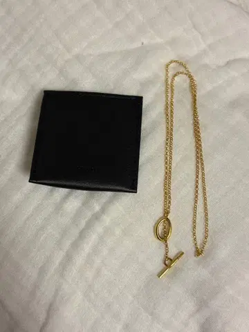 Loro O necklace 02 GOLD