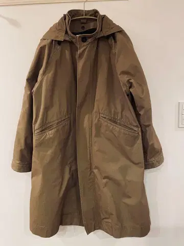 마가렛호웰 MHL, 카키 모즈 코트 후드 부착