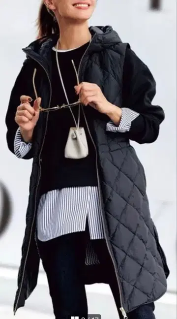 새상품급 [ TAION&UNFILO ] 후드 부착 다운 베스트 M