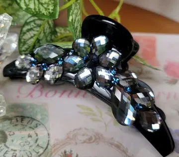 새상품 페탈마켓 스와로브스키 머리핀 PETAL MARKET