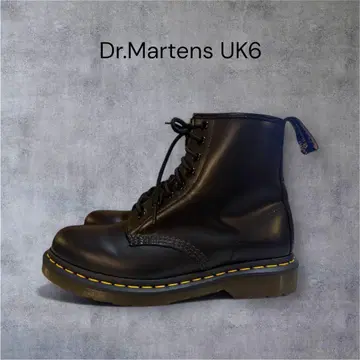 [컨디션 최상] 닥터마틴 1460 8홀 부츠 UK6 25cm