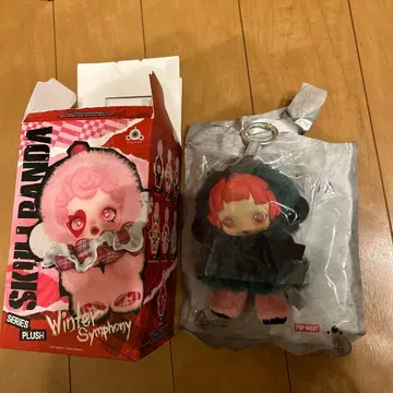 WinterSymphony at Partita 스컬 팬더 크리스마스 트리