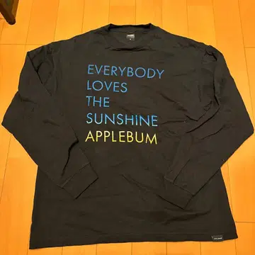 APPLEBUM 긴팔 티셔츠 블랙