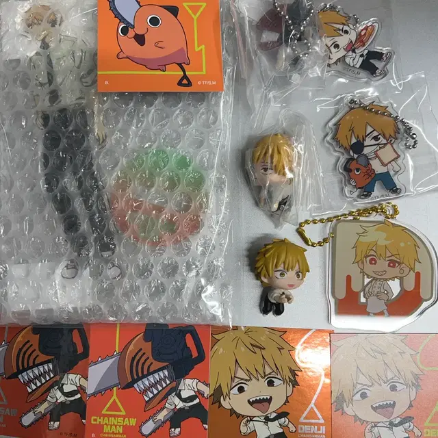 체인소맨 덴지 포치타 대롱 키링 츠타야 아크릴 스탠드 키링 허그코트