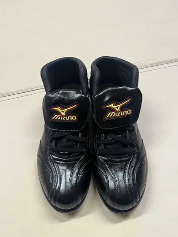 [ 미사용 노후화 있음 ] MIZUNO 빅터스 투수용 미들컷 27.5cm