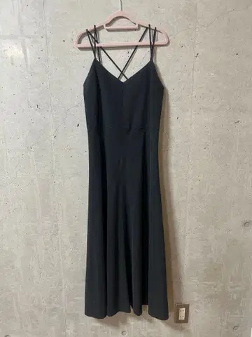 미라 오웬 MilaOwen 원피스 오픈백