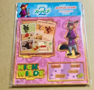주토피아2 아크릴 스탠드 닉 인 록