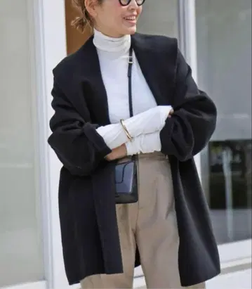 새상품급 Deuxieme Classe 쇼트 가운 코트 블랙