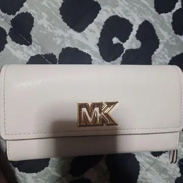 Michael Kors 화이트 장지갑
