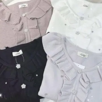 evelyn 비쥬 프릴 니트 블랙