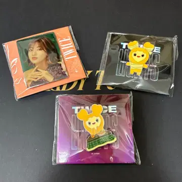 TWICE 지효 지브리 핑 배지 세트