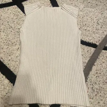 새상품급! TOMORROWLAND 슬리브리스 상의 S 아이보리