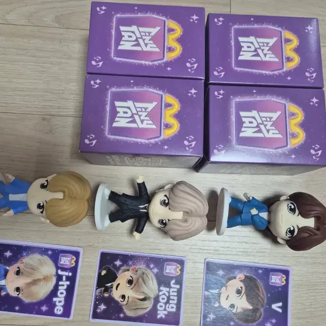 BTS 맥날 맥도날드 피규어