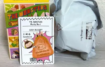 새상품 러브브 피규어 Wacky Mart 시리즈 POPMART