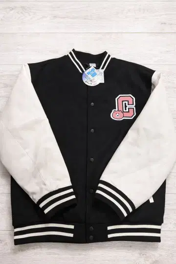 치이카와 바시티 자켓 미사용 새상품 사이즈 L 아베일 콜라보