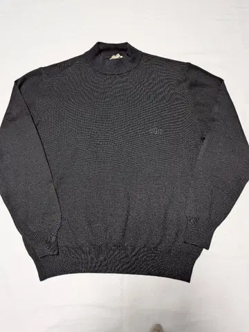 STUDIO 0001 BY FERRE 하이넥 니트