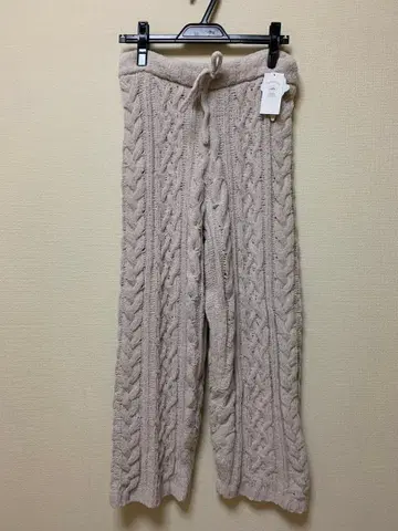 젤라또피케 그레이 케이블 짜임 팬츠 보들보들