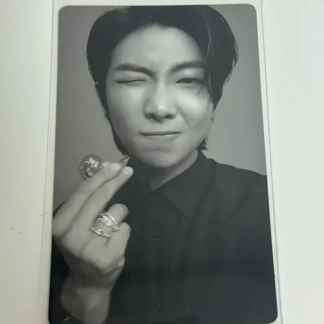 방탄 남준 알엠 인디고 솔로 앨범 위버스 예판 특전 포카 양도