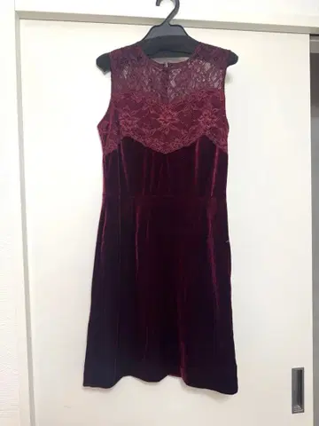 DEICY 벨로아 원피스