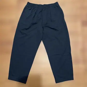 유니클로 U 라이트 웨이트 맨투맨 와이드 팬츠 블랙 XL