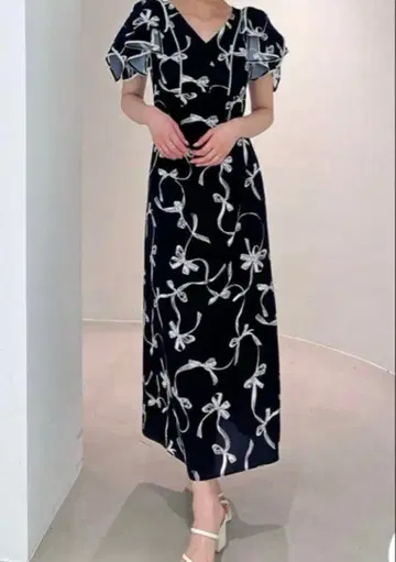 [ 사이즈 0 ] 스나이델 Sustainable 리본 프린트 원피스