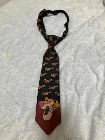 티거 넥타이