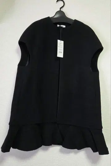 새상품 YOKO CHAN 프릴 베스트