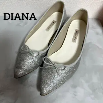 새상품급 DIANA 글리터 플랫 펌프스 실버 라메
