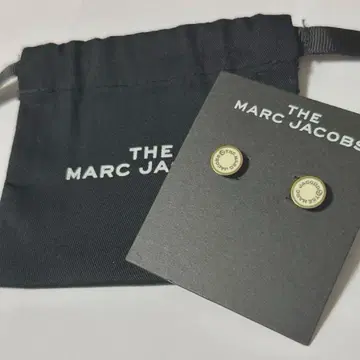 THE MARC JACOBS 골드 스터드 귀걸이