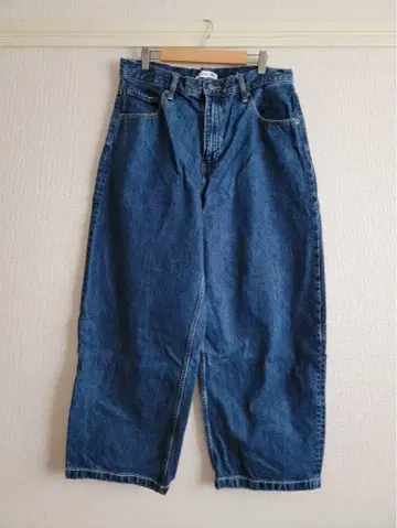 [새상품급] uniqlo jw anderson 와이드 핏 청바지