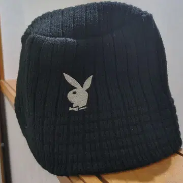 PLAYBOY 블랙 니트 모자 PBV0017
