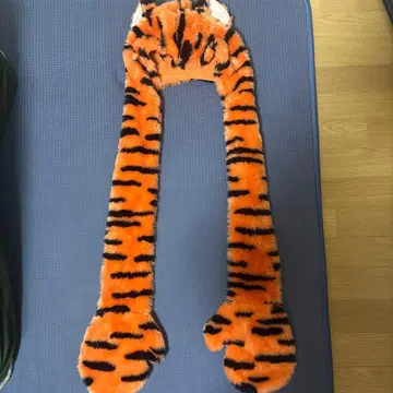 디즈니 티거 팬캡 머플러