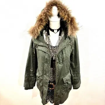 헤이세이 갸루 y2k 퍼 자켓 밀리터리 모리걸 그런지 헤이세이 여자아이