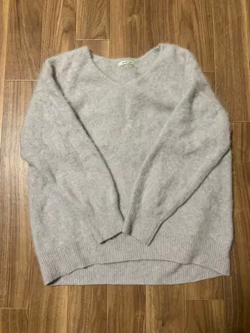 OUVRAGE CLASSE 우브라주 클래스 캐시미어 스웨터