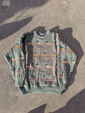 구제 의류 울 스웨터 카모 무늬